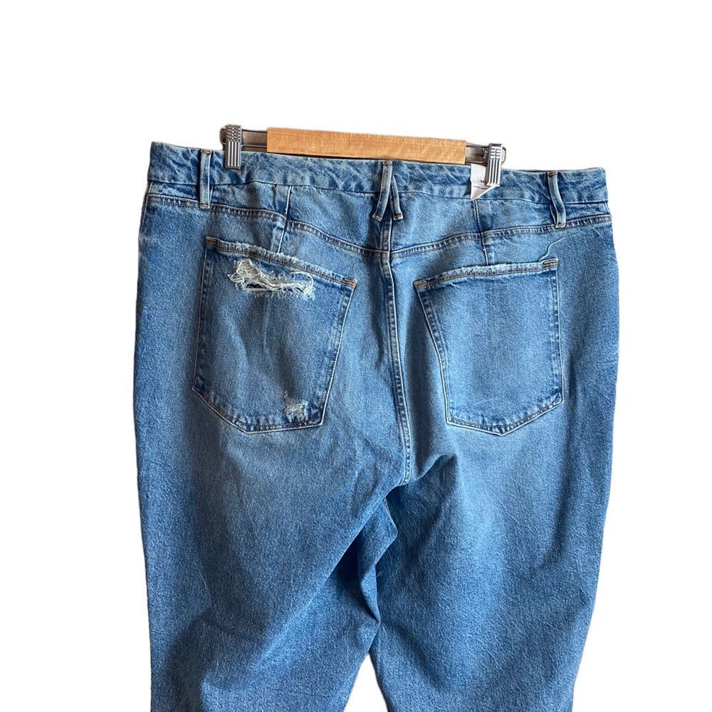 Good American Light Blue Distressed Ankle Jeans - Picture 5 of 13